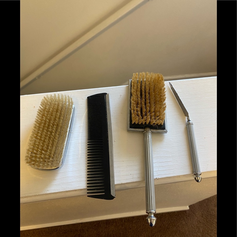 2 FOR $20 Vintage Vanity Set 2 Brushes, Comb, Nail File Silver VTG Victorian - Picture 1 of 5
